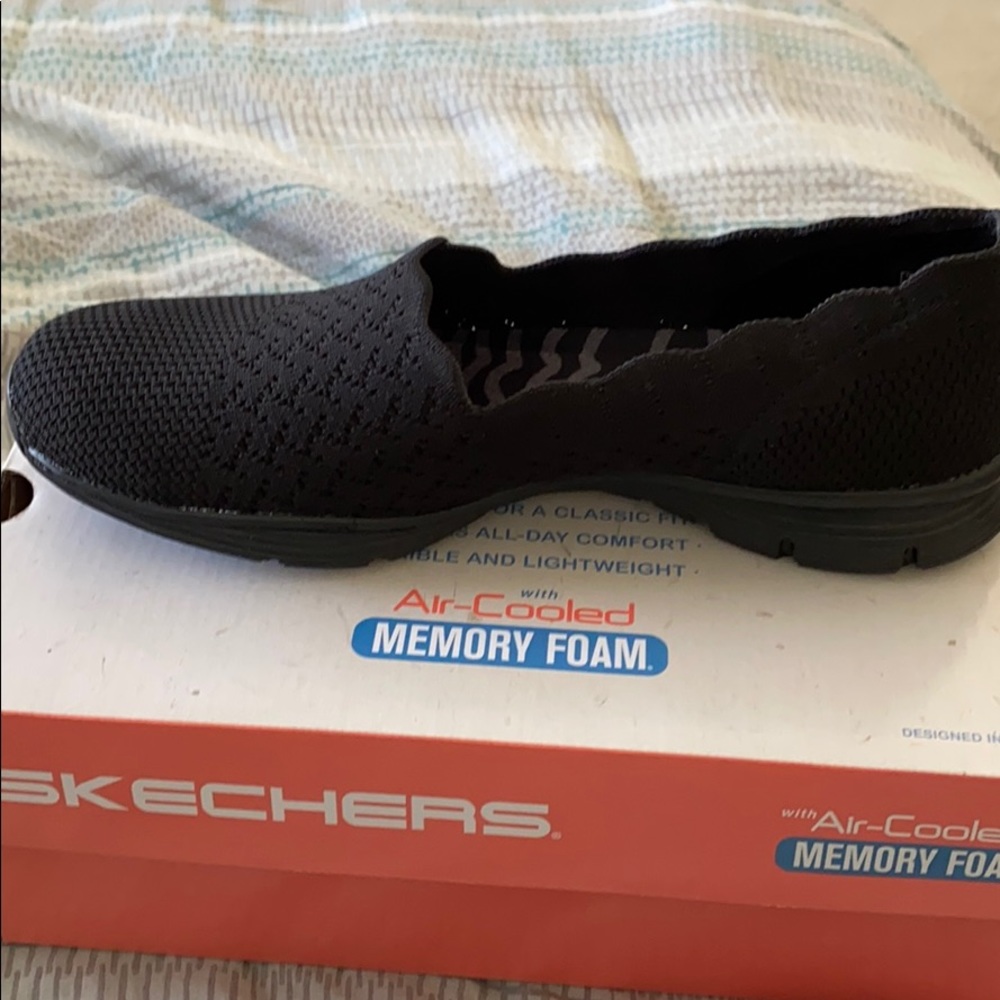Sketchers Air-cooled memory foam slip ons. New